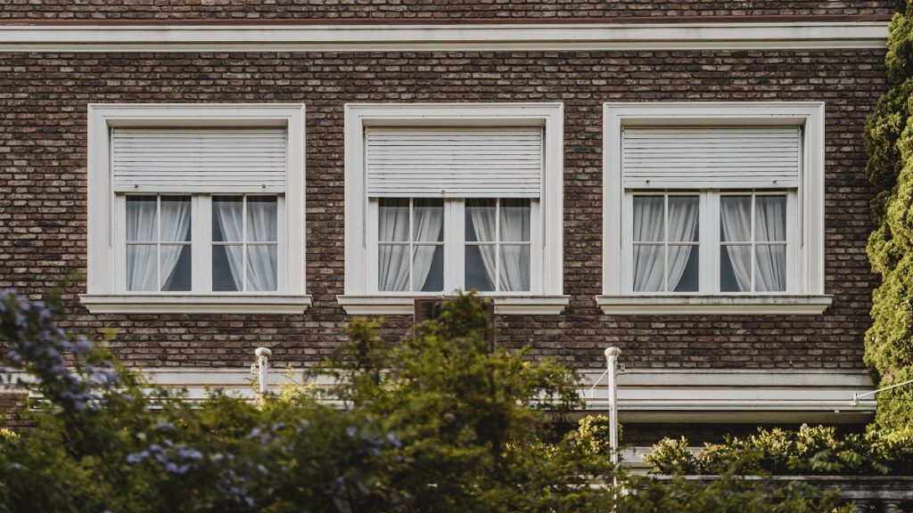 Volet roulant en aluminium : confort, sécurité et esthétique au quotidien