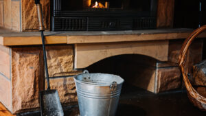 Guide De Lhabitat Guide De L Habitat Comment Eliminer Les Cendres Comment Nettoyer Les Cendres1200x675