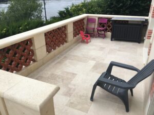 Guide De Lhabitat Guide De L Habitat Terrasse Travertin SARL BERTRON Saumur 49 1